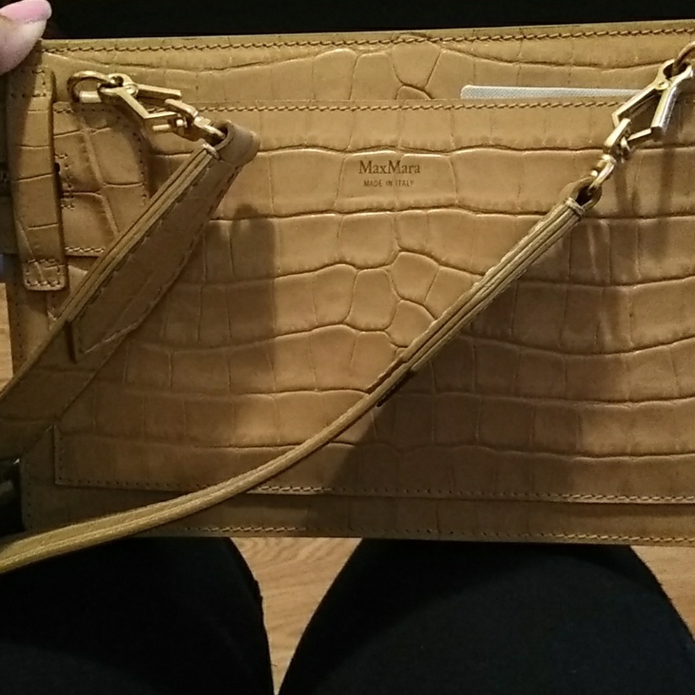 Shoulder bag